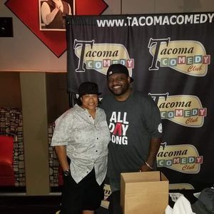 Meet your Posher, Nina